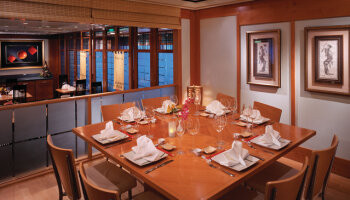 1548636684.0019_r350_Norwegian Cruise Line Norwegian Spirit Shogun Asian Restaurant jpg.jpg